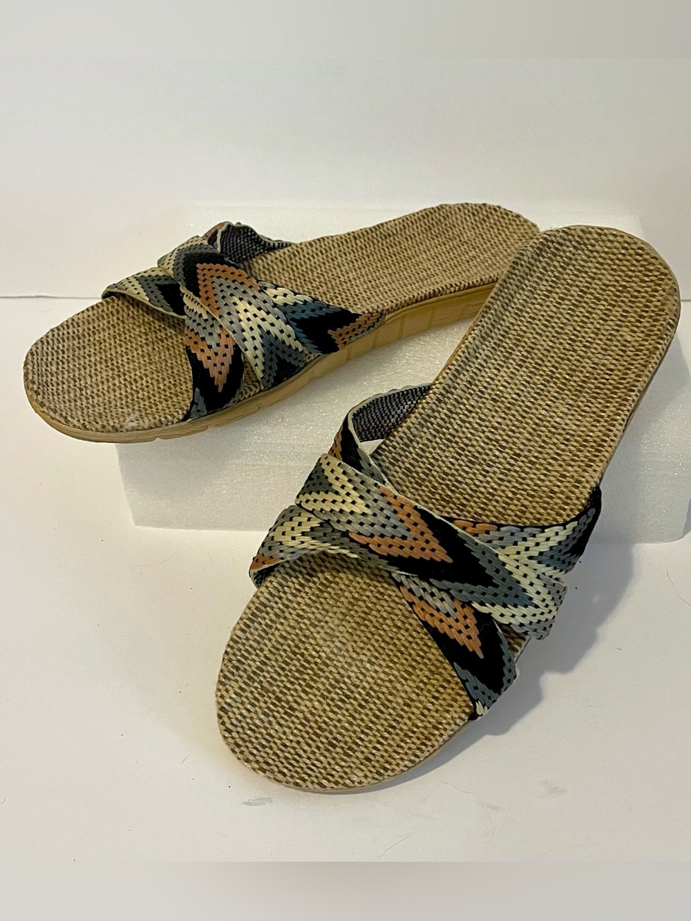 Multicolor Slide Sandals - Neutral Linen Footbed - Picture 2 of 5